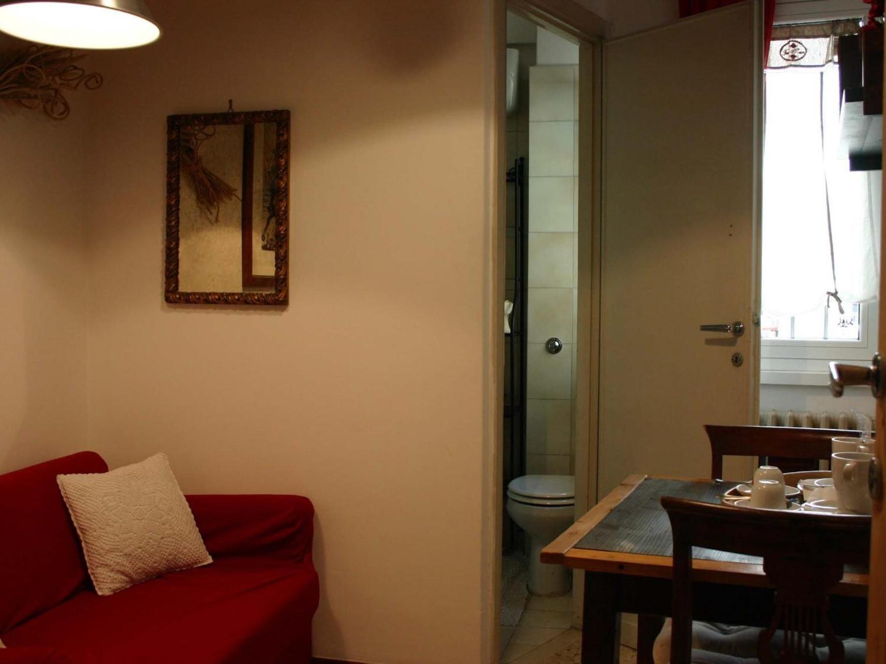 Le Fate Bed & Breakfast 2*
